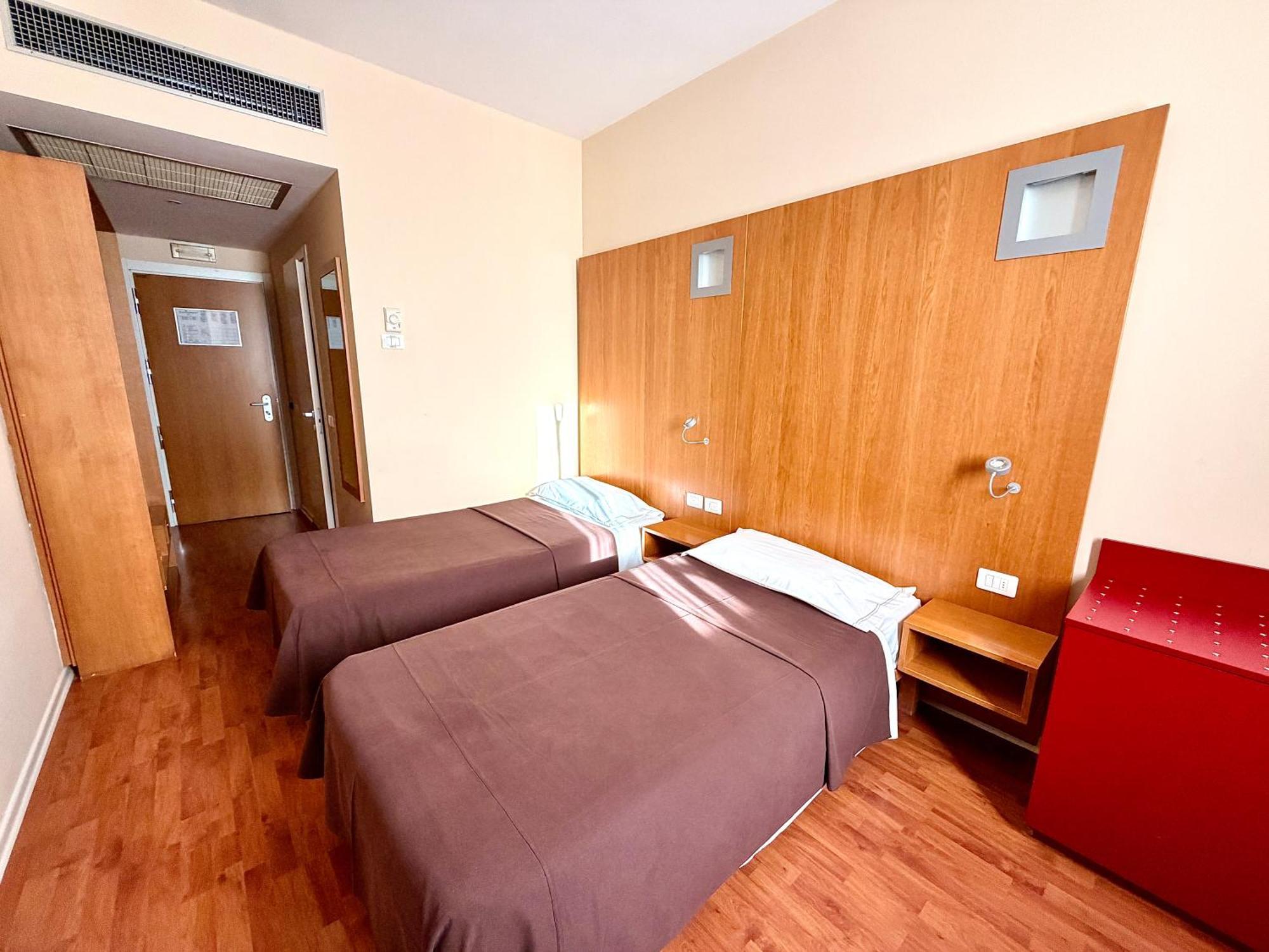 Classic Twin Room,1756404954:JPEG